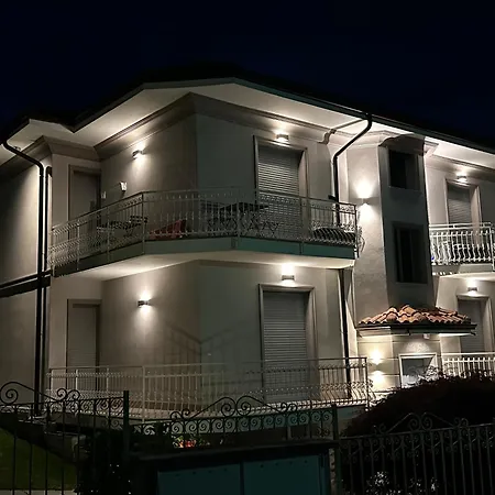 Sofia Apartament Baveno